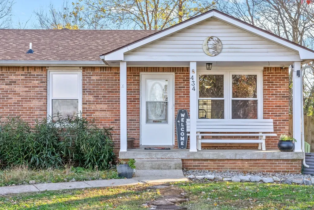 434 Bluff Drive Clarksville TN 37043