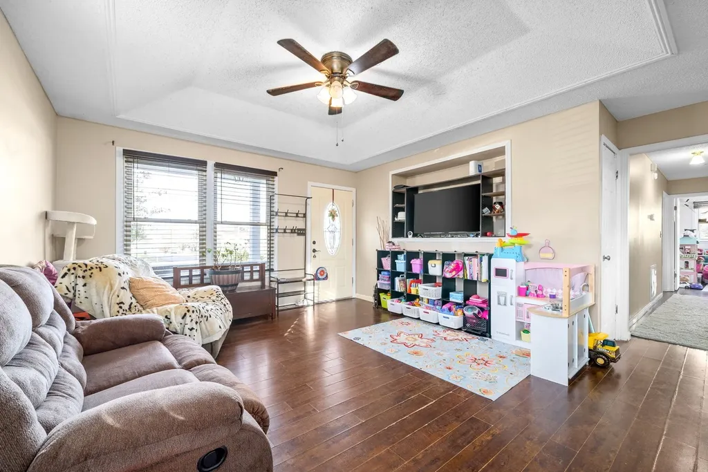 434 Bluff Drive Clarksville TN 37043