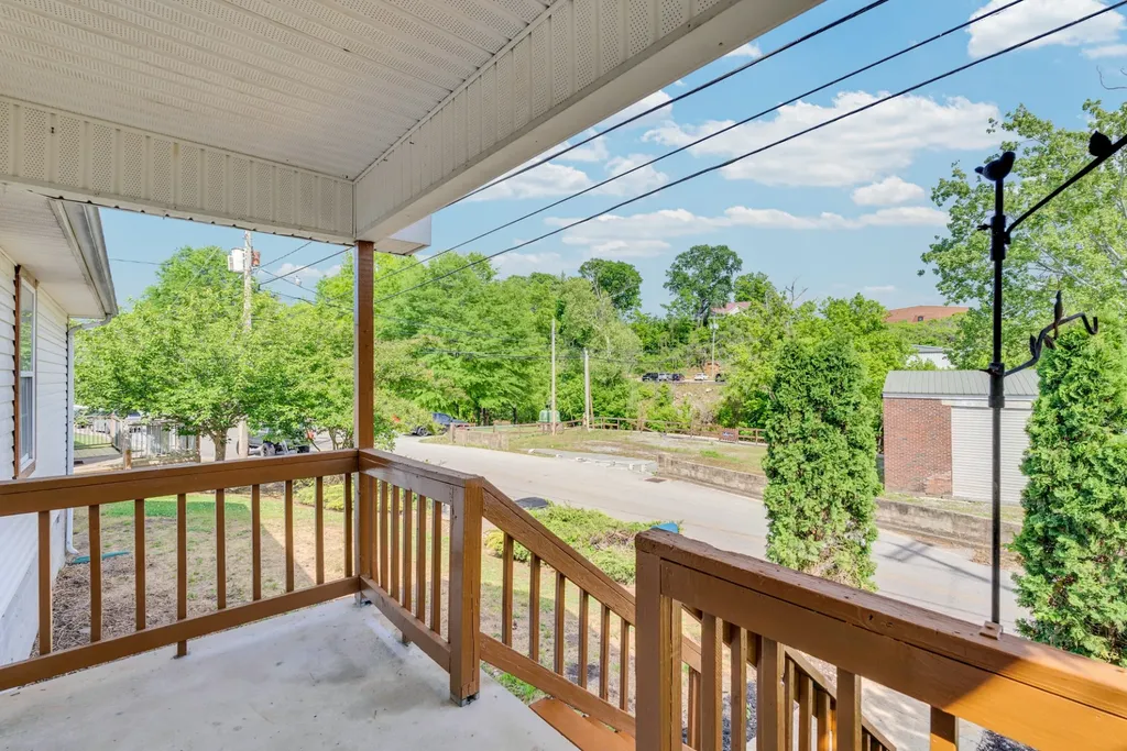 7 N Carter Street Sparta TN 38583