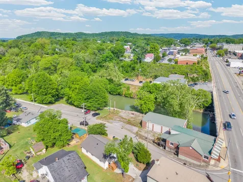7 N Carter Street Sparta TN 38583