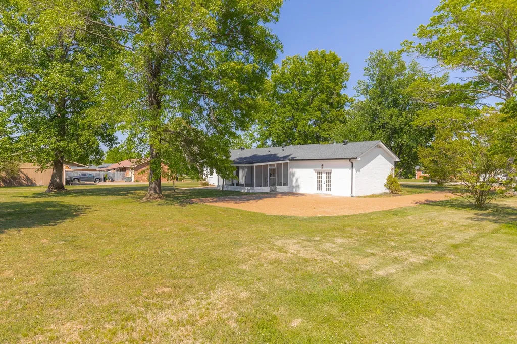 310 Lisa Lane Gallatin TN 37066