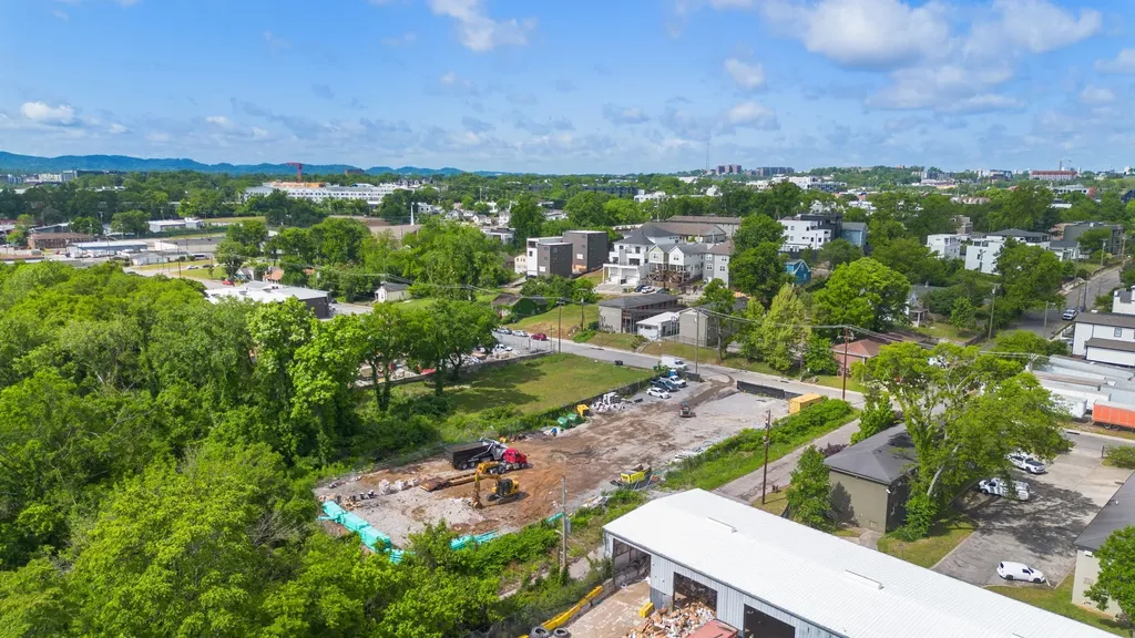 1222 Lewis Street Nashville TN 37210