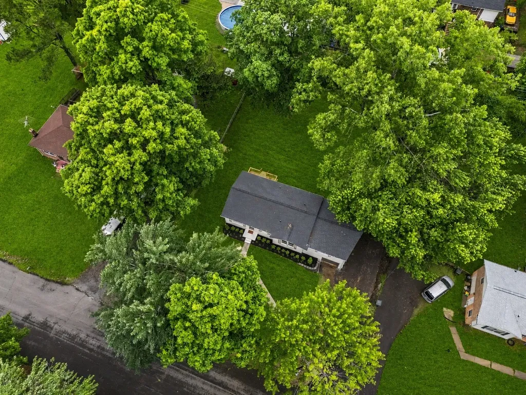 312 Bluebird Lane Dickson TN 37055