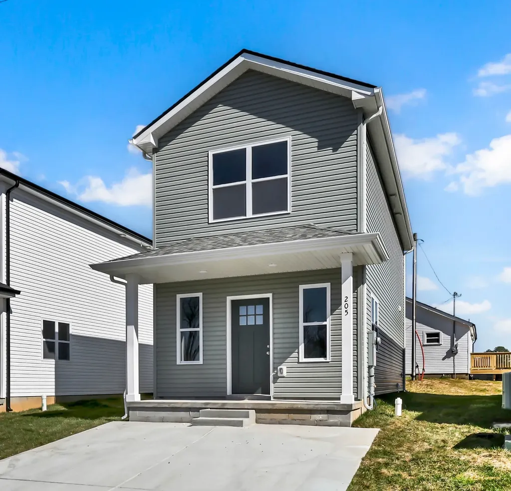 205 Robert Street Clarksville TN 37040