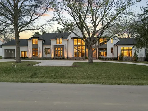 5231 Williamsburg Road Brentwood TN 37027