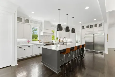 741 Bresslyn Road Nashville TN 37205