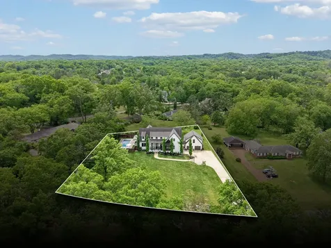 741 Bresslyn Road Nashville TN 37205