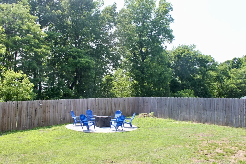 878 Burley Barn Road Clarksville TN 37042