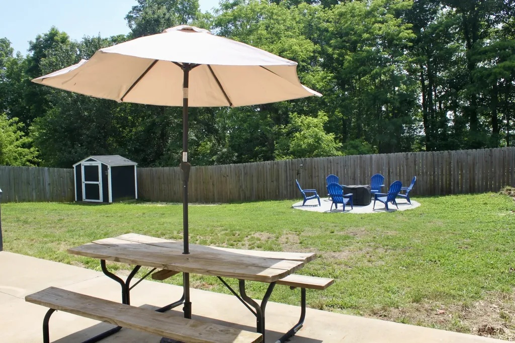 878 Burley Barn Road Clarksville TN 37042