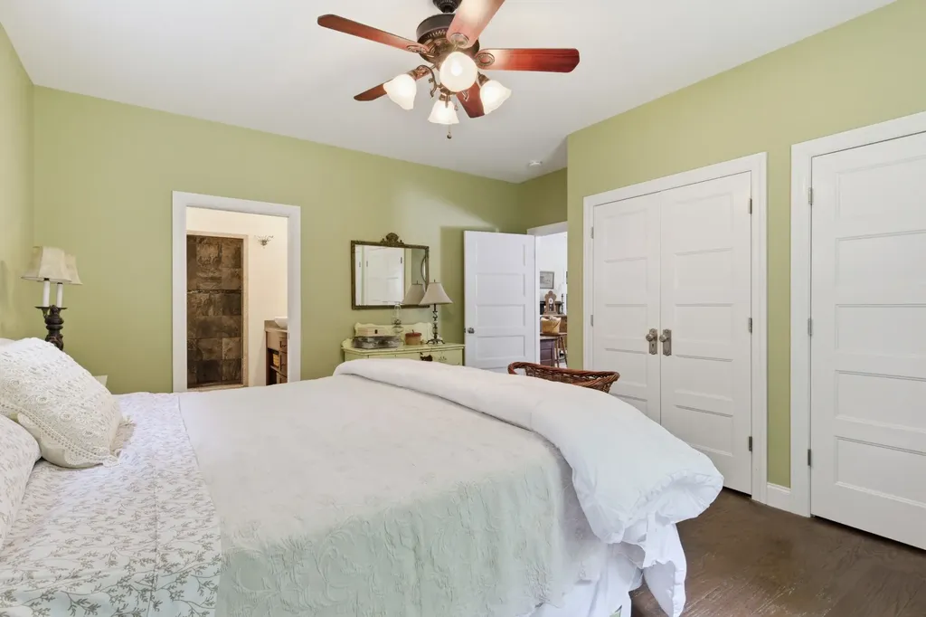9588 Vaught Road Readyville TN 37149