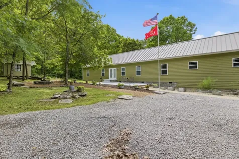 9588 Vaught Road Readyville TN 37149