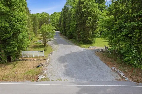 9588 Vaught Road Readyville TN 37149