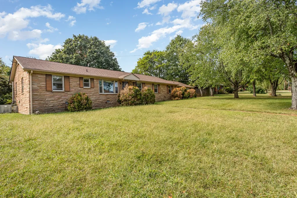 2610 Carter Avenue Nashville TN 37206