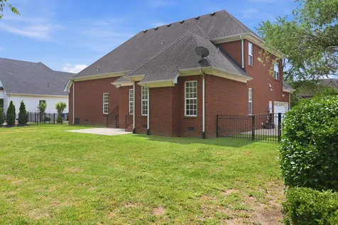 1714 Satinwood Drive Murfreesboro TN 37129