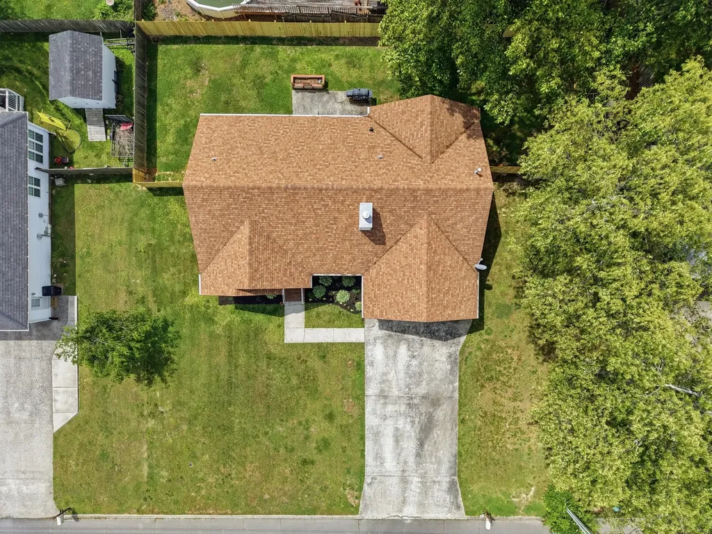 120 Jennings Circle Tullahoma TN 37388