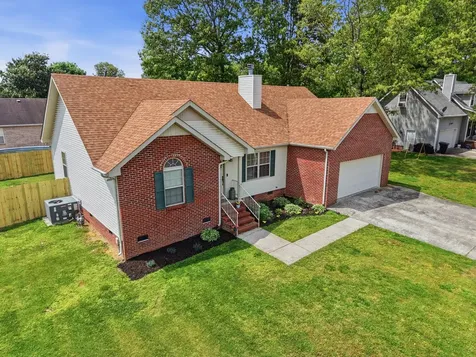 120 Jennings Circle Tullahoma TN 37388