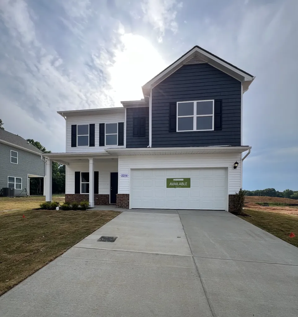2254 Ireland Way Clarksville TN 37042