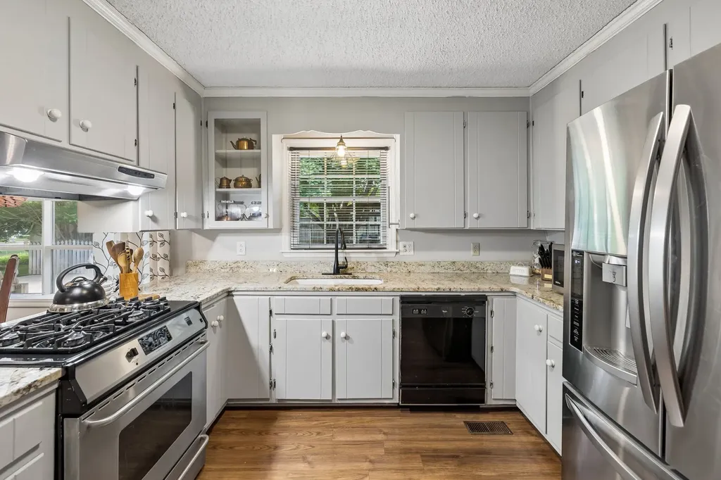 1722 Haynes Drive Murfreesboro TN 37129
