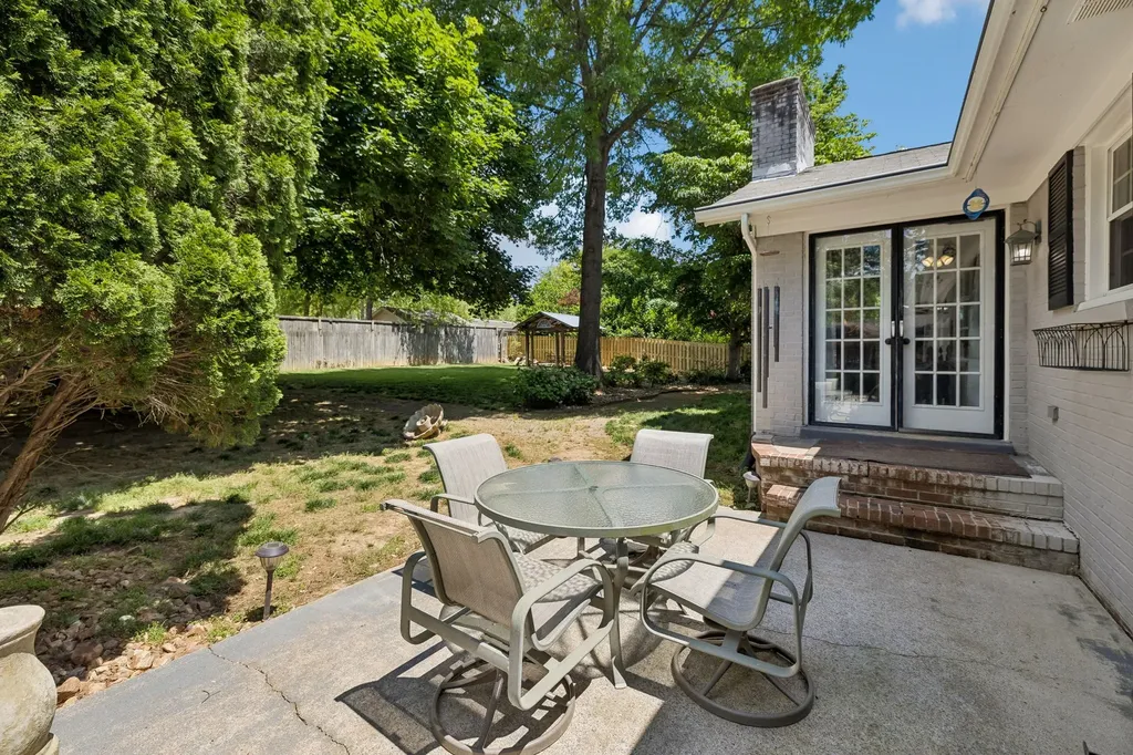 1722 Haynes Drive Murfreesboro TN 37129