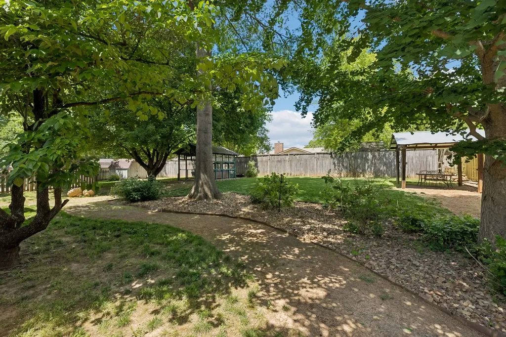 1722 Haynes Drive Murfreesboro TN 37129