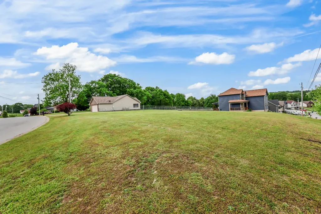1453 Rustys Lane Clarksville TN 37042