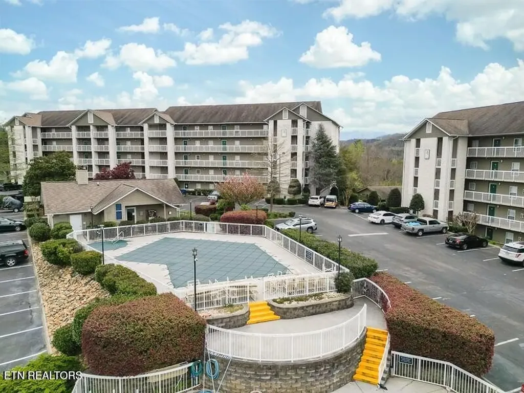 205 Ogle Drive Pigeon Forge TN 37863