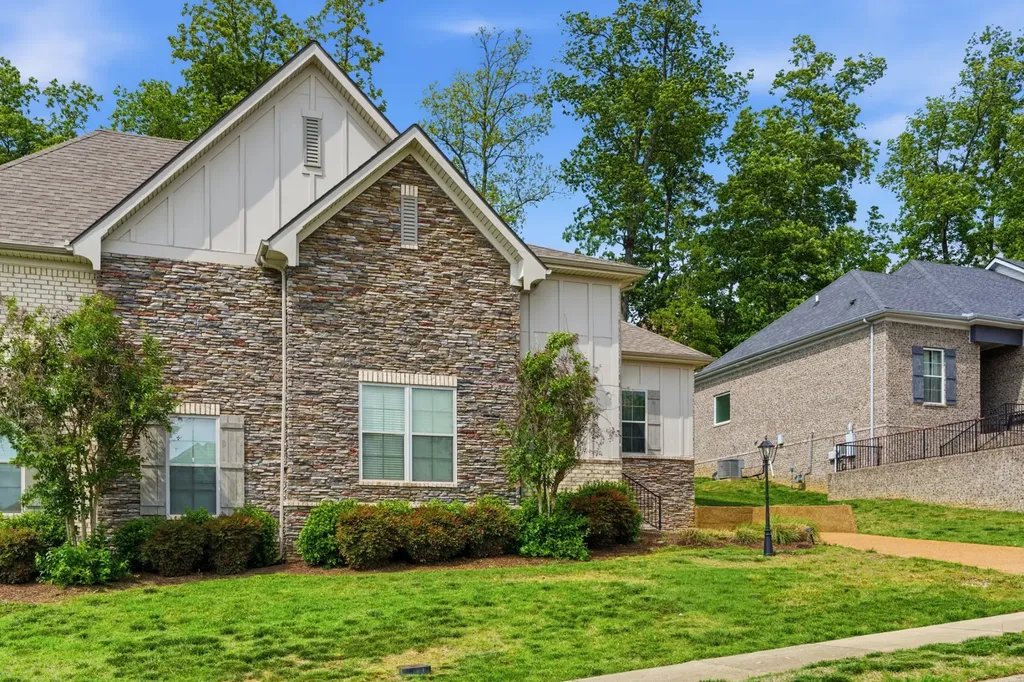 168 Cobbler Circle Hendersonville TN 37075