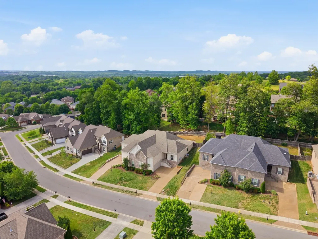 168 Cobbler Circle Hendersonville TN 37075