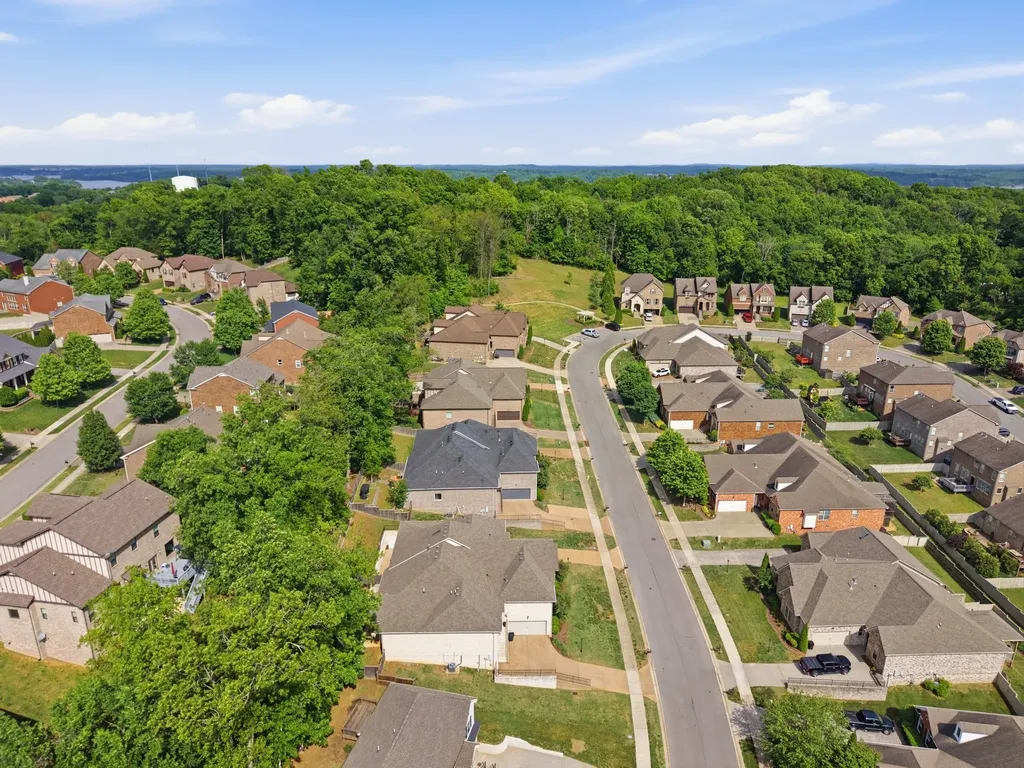 168 Cobbler Circle Hendersonville TN 37075