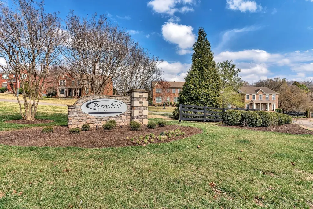 168 Cobbler Circle Hendersonville TN 37075