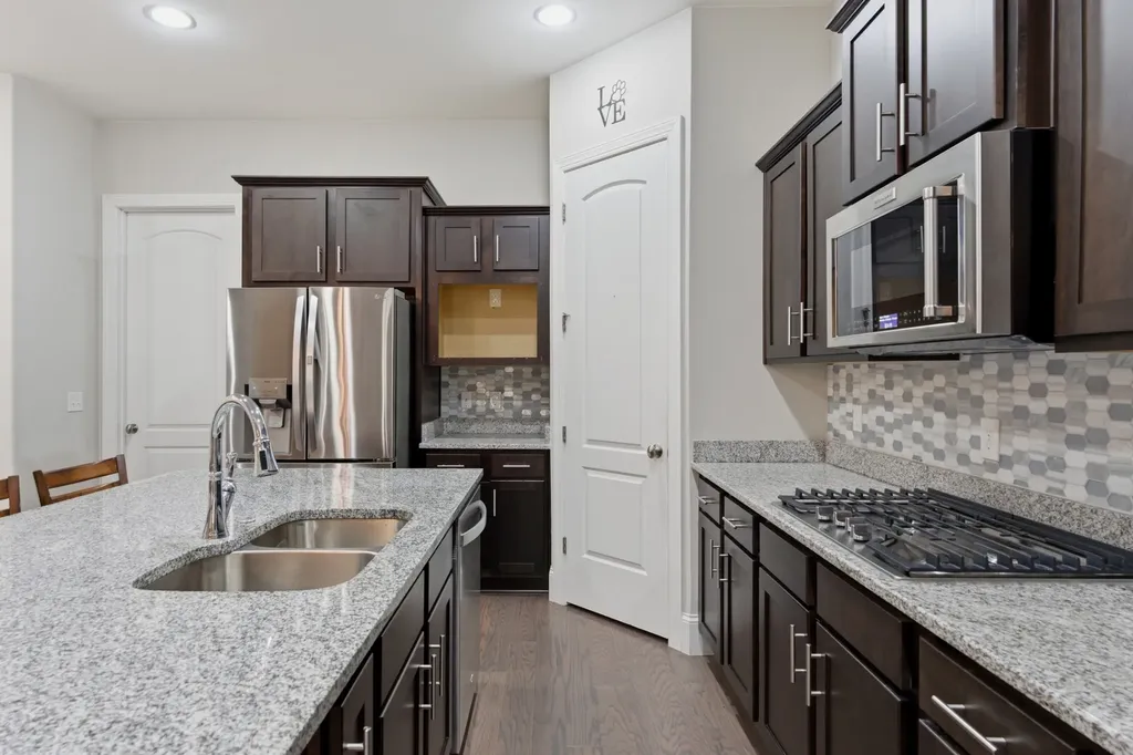 168 Cobbler Circle Hendersonville TN 37075