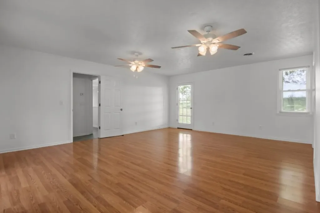 1720 Duke Loop Dickson TN 37055