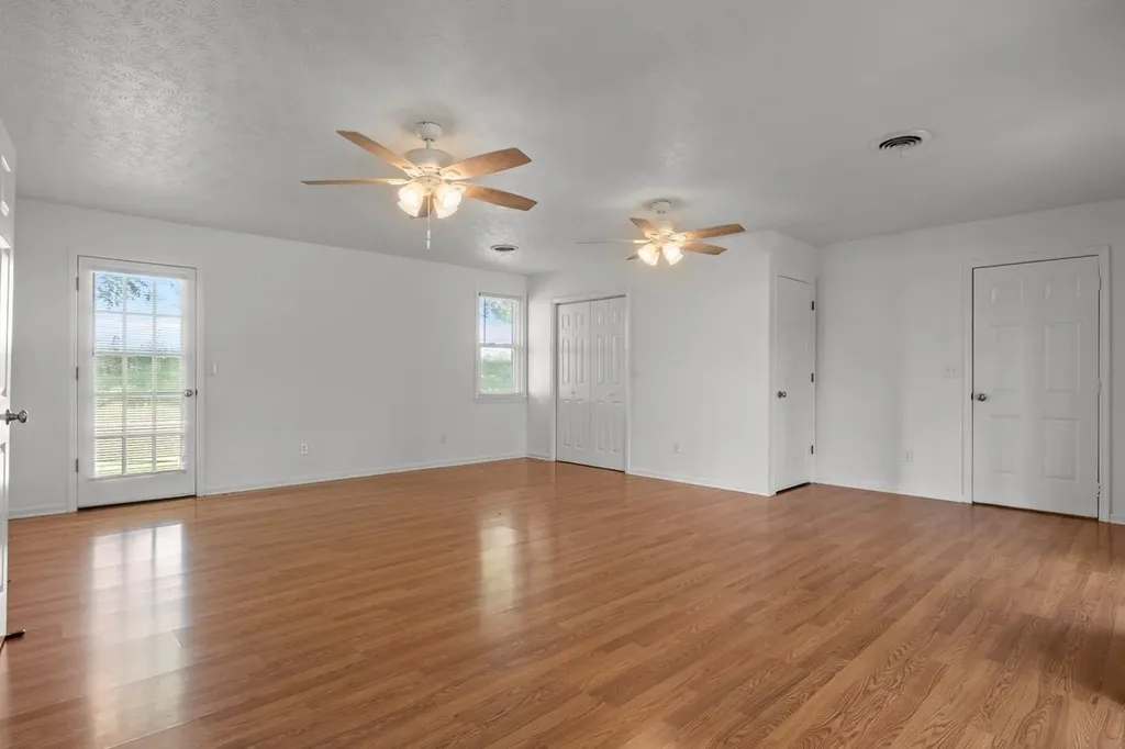 1720 Duke Loop Dickson TN 37055