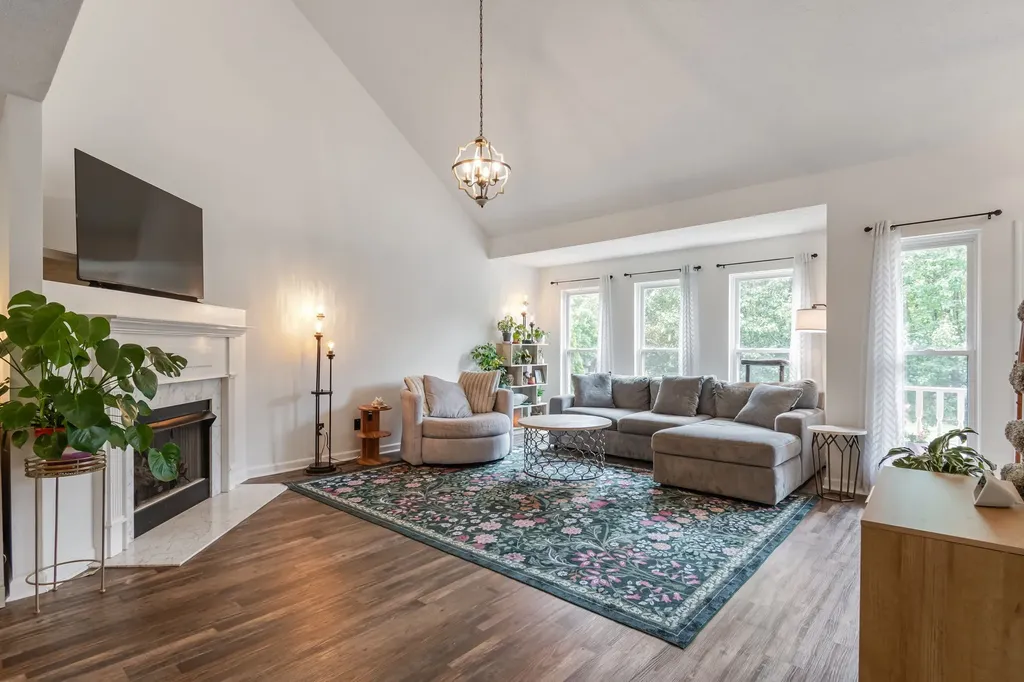 110 W Braxton Lane Hendersonville TN 37075