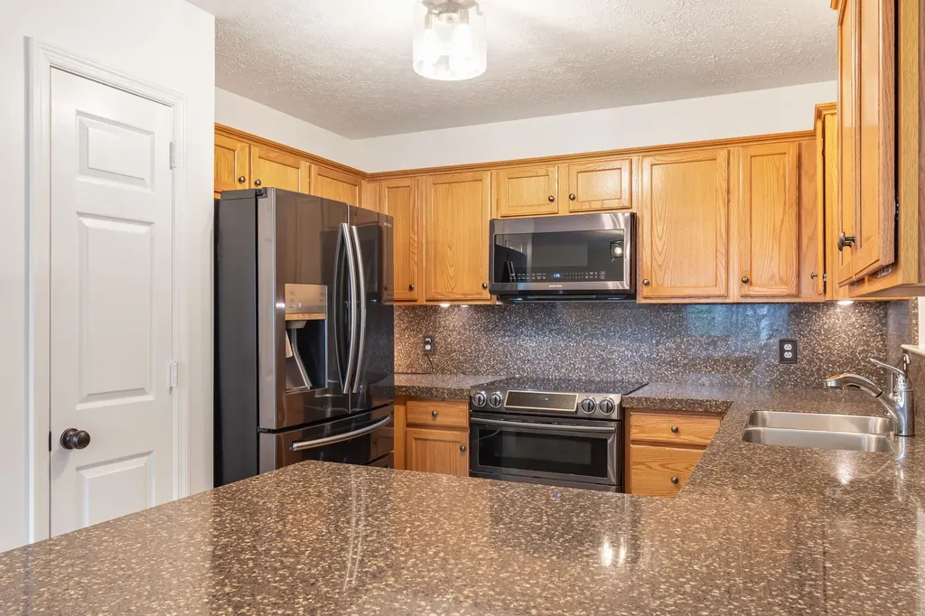 110 W Braxton Lane Hendersonville TN 37075