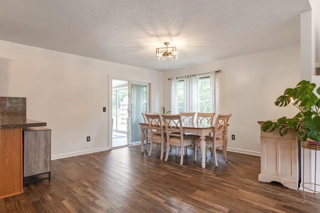 110 W Braxton Lane Hendersonville TN 37075