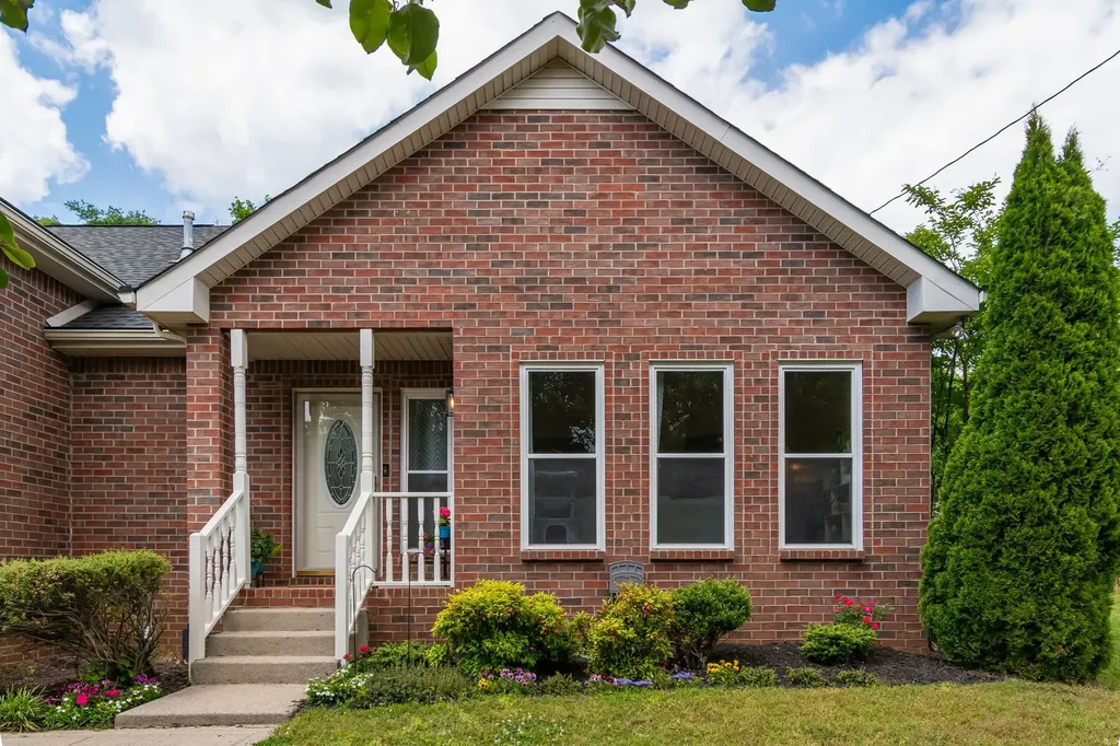 110 W Braxton Lane Hendersonville TN 37075