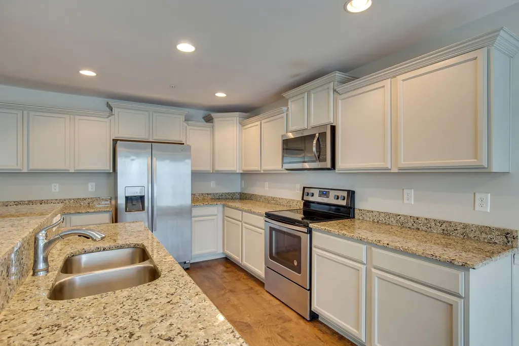 4018 Commons Drive Spring Hill TN 37174