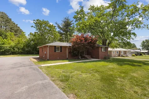 128 Bel Aire Drive Winchester TN 37398