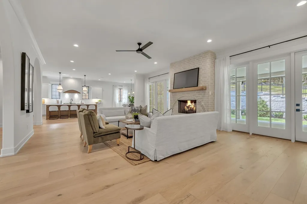 6551 Brownlee Drive Nashville TN 37205