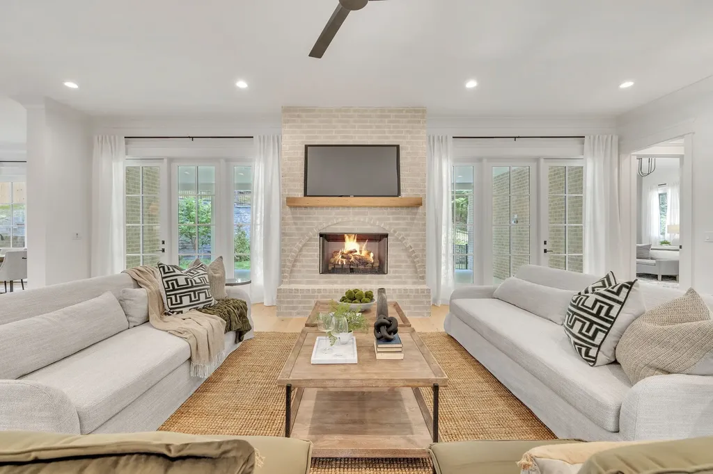 6551 Brownlee Drive Nashville TN 37205