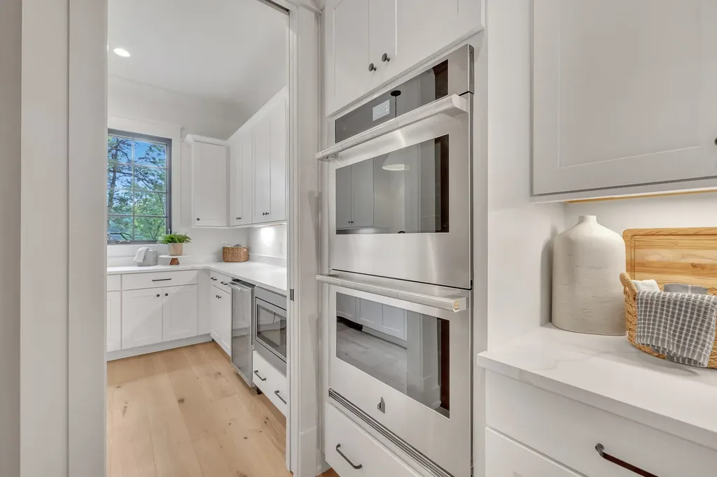 6551 Brownlee Drive Nashville TN 37205