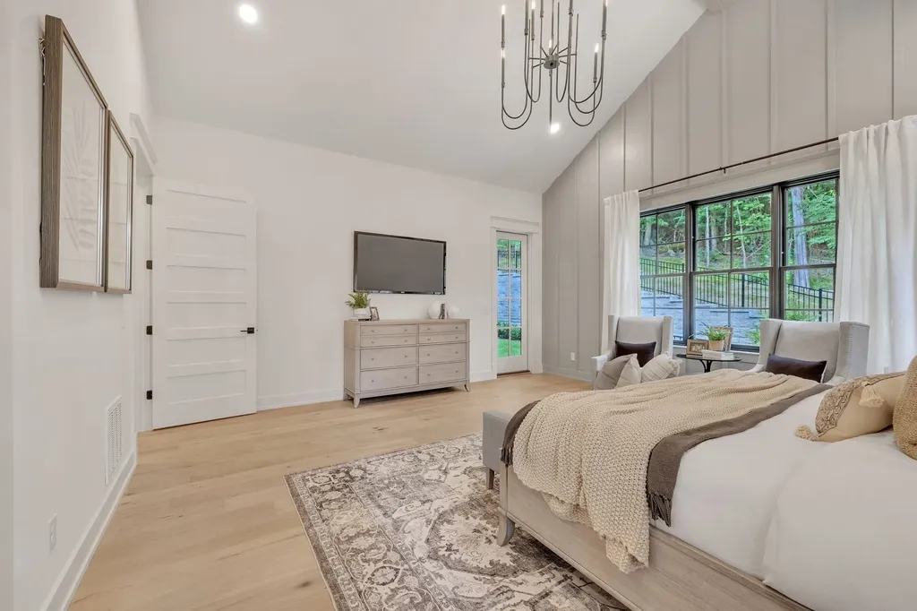 6551 Brownlee Drive Nashville TN 37205