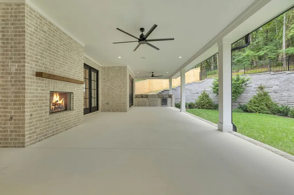 6551 Brownlee Drive Nashville TN 37205