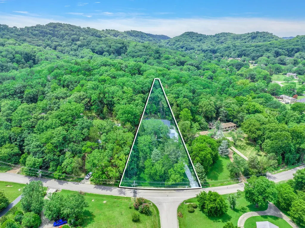 6551 Brownlee Drive Nashville TN 37205