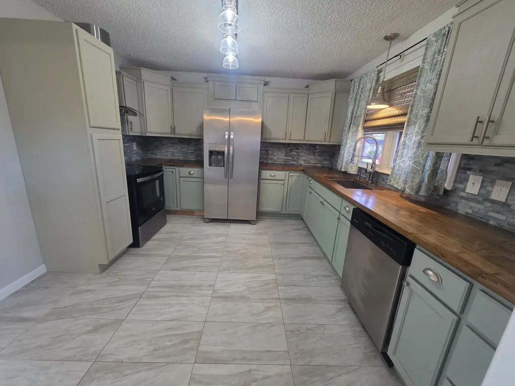 1306 Old Estill Springs Road Tullahoma TN 37388