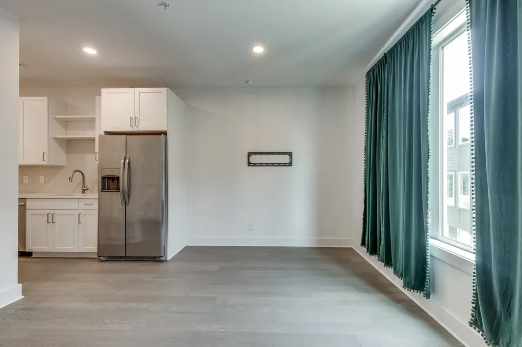1041 E Trinity Lane Nashville TN 37216