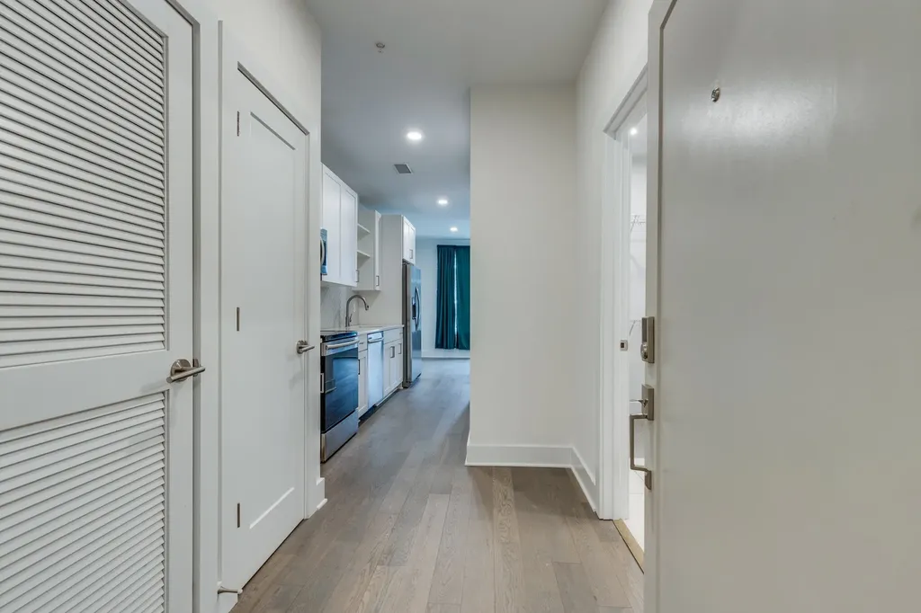 1041 E Trinity Lane Nashville TN 37216