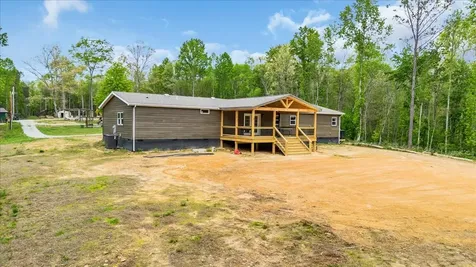 195 Roddy Springs Road Tracy City TN 37387