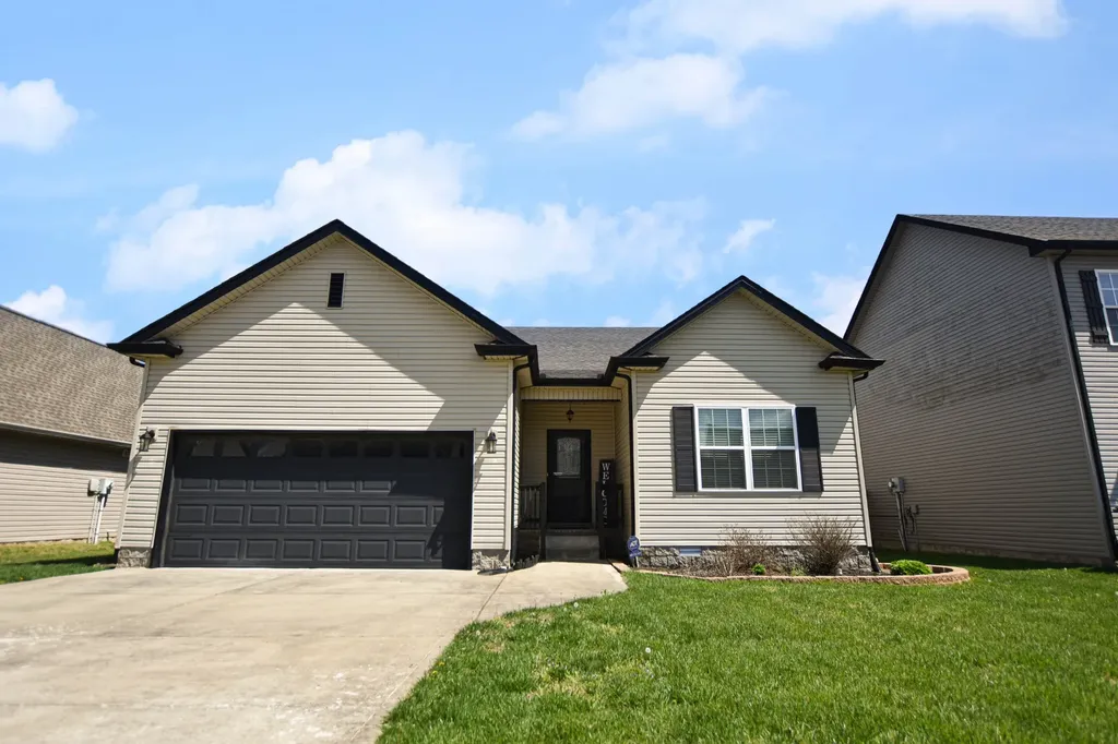 3765 Silver Fox Lane Clarksville TN 37040